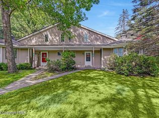 2303 Jester Ct, Tobyhanna, PA 18466