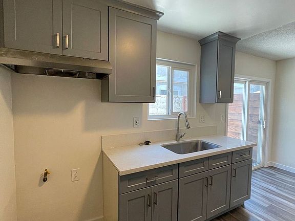 5th image of 5311 Boswell Pl