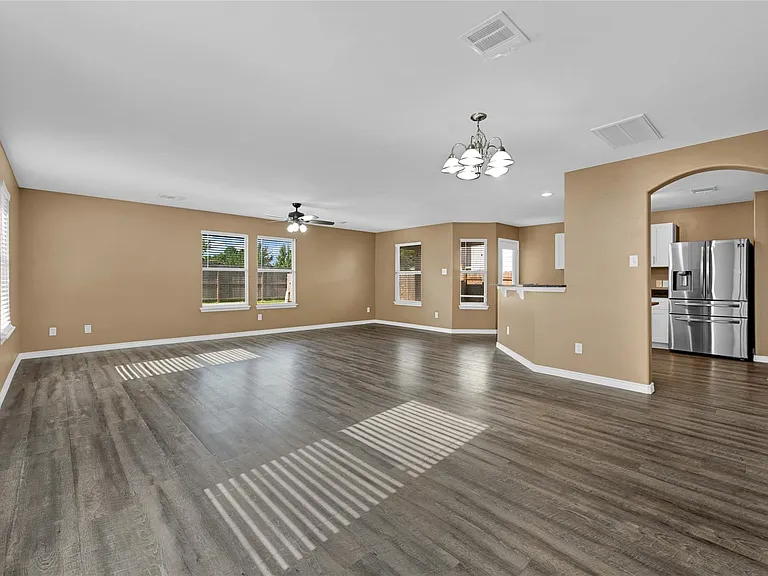 13218 Ambrosa Dr — Photo 4