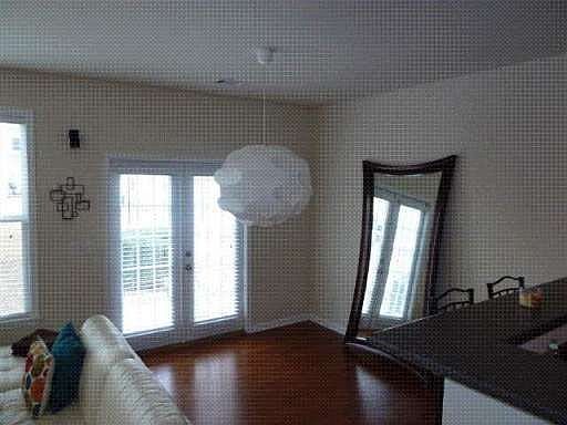 5th image of 242 Cavendar Way