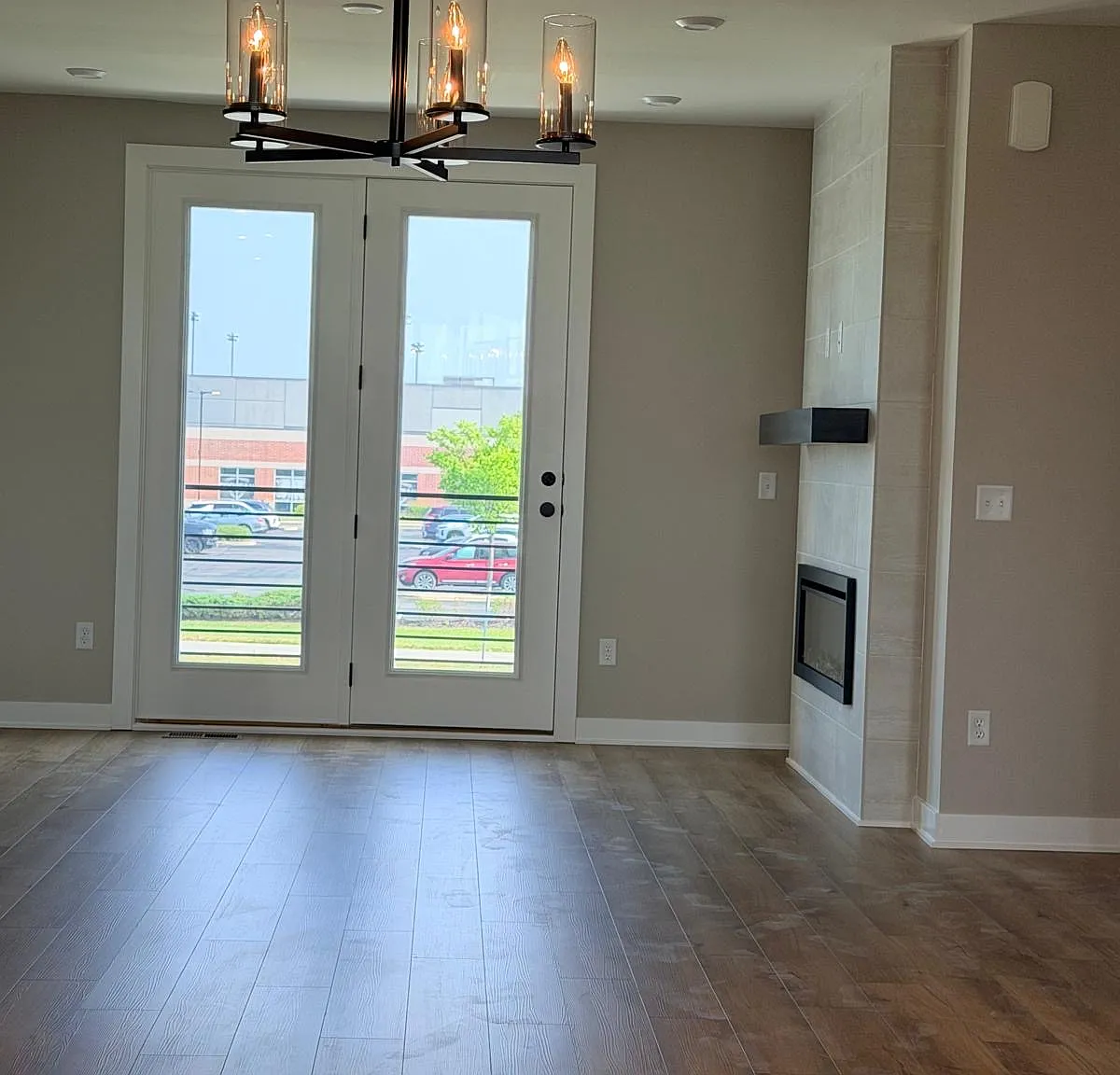 3 bed, 3.5 bath, 2144 sqft, $2,650 — Photo 3