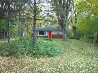 2452 Germain St, Saint Paul, MN 55109