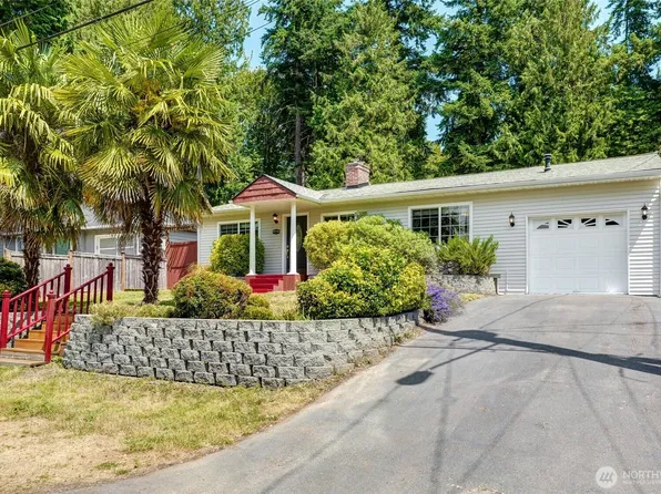 9716 46th Avenue NE, Seattle, WA 98115