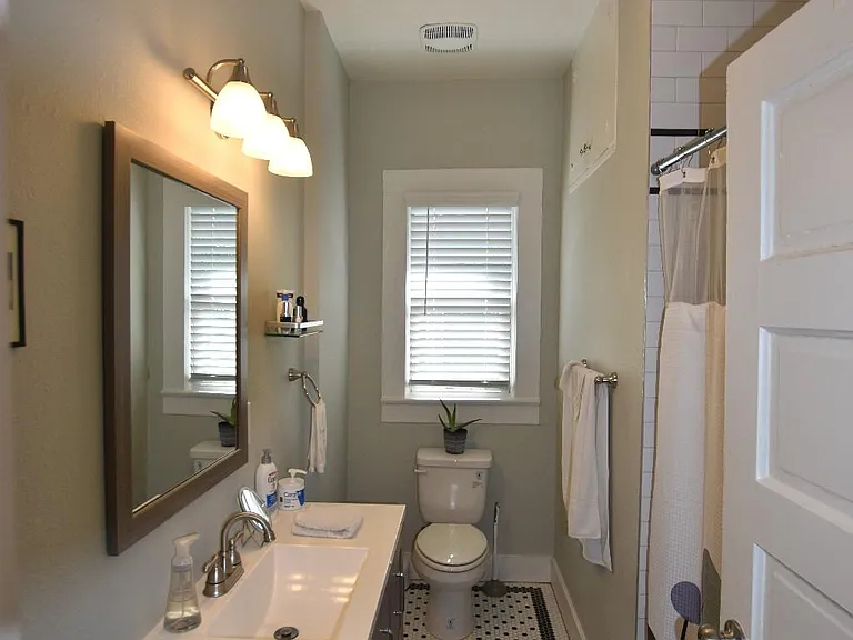 1630 W Craig Pl — Photo 11