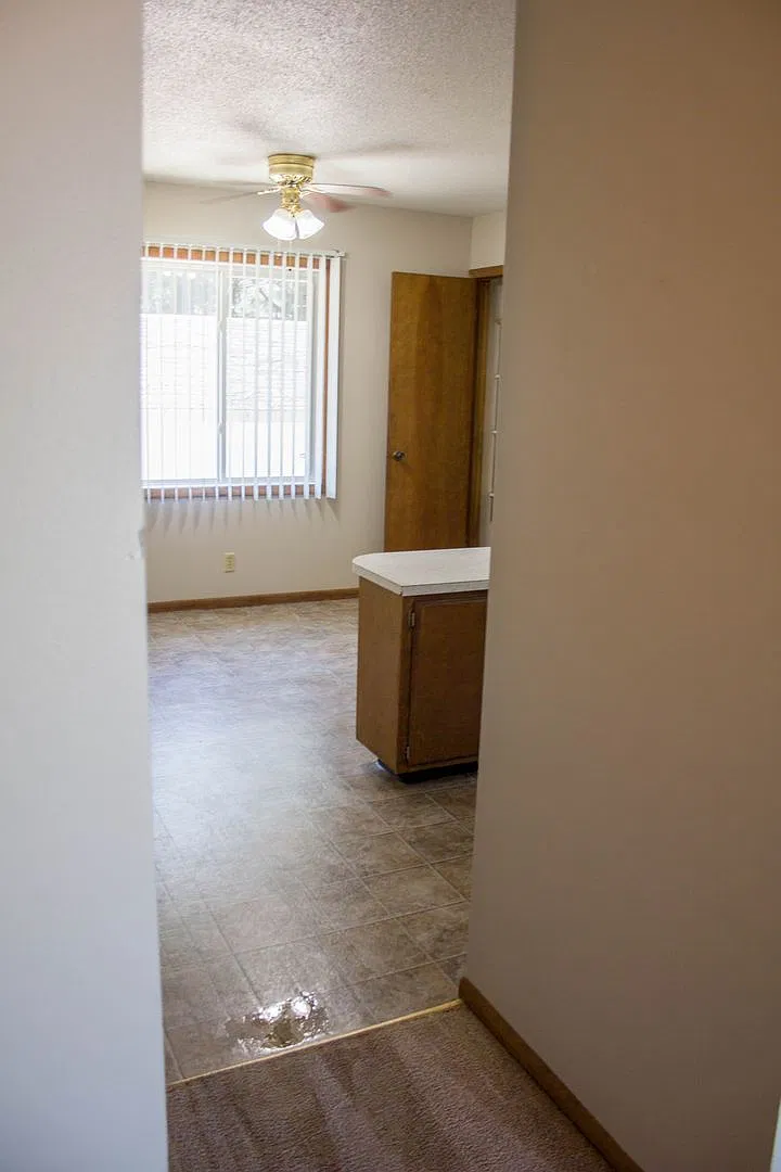 Canterbury-8 Apts. — Photo 1