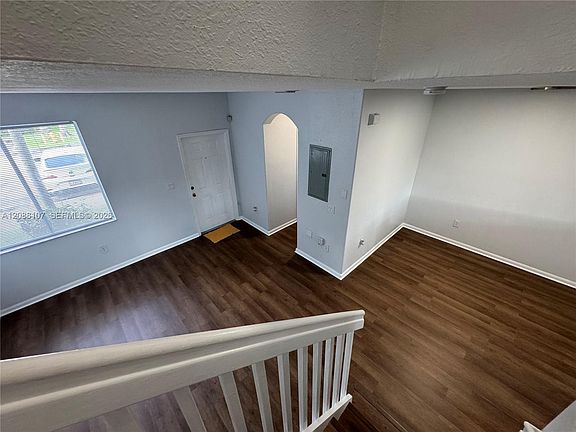 5th image of 2835 SE 15th Rd #85