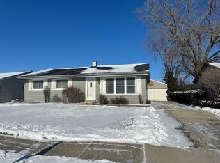 2744 83rd St, Kenosha, WI 53143