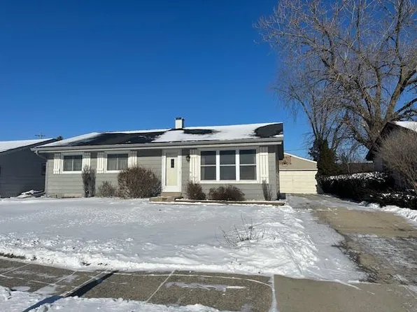 2744 83rd STREET, Kenosha, WI 53143