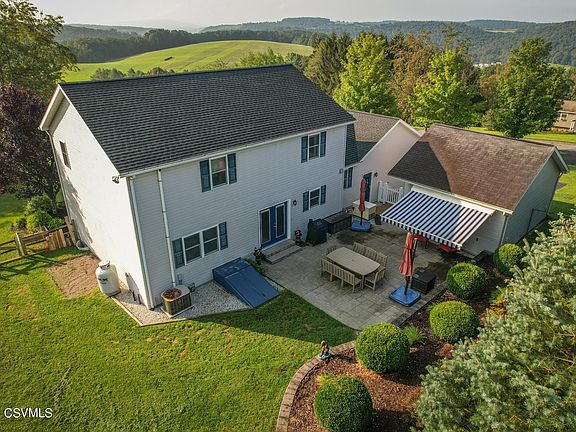 4th image of 8040 Hillside Dr