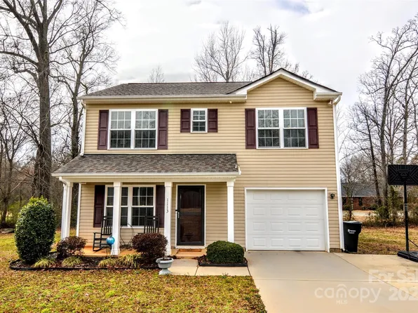 1113 Eastwood Dr, Wingate, NC 28174