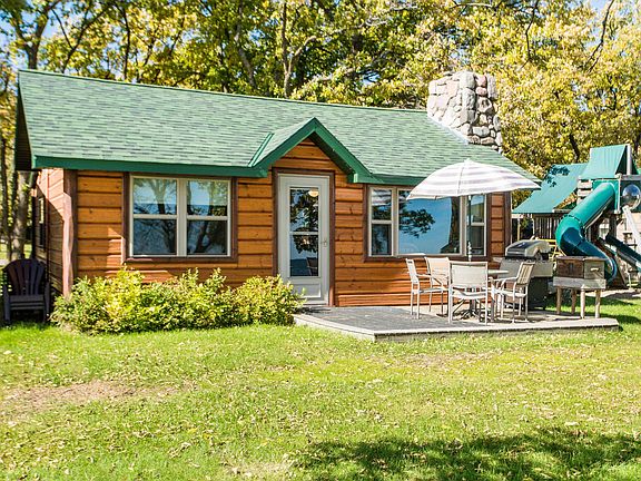 2nd image of Cabin 9 Co Hwy #145