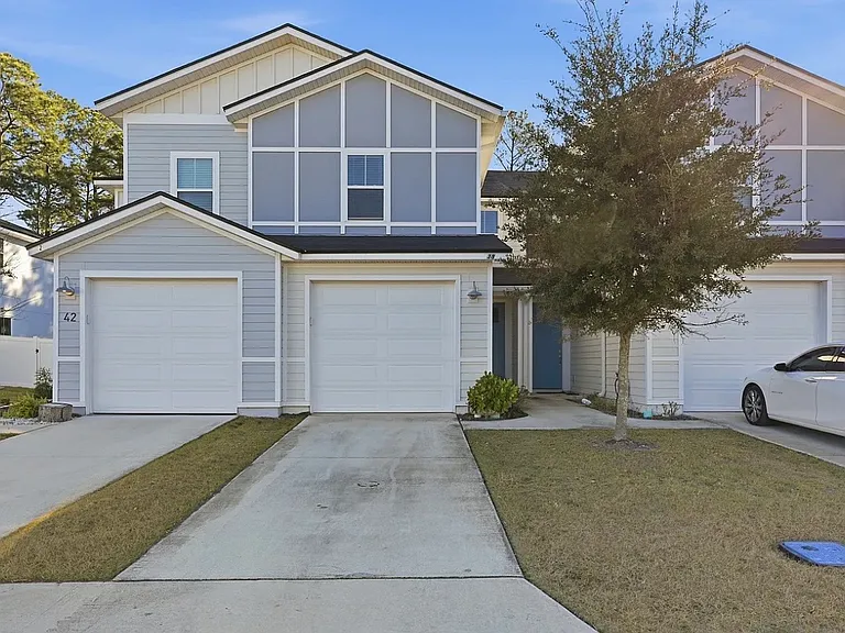 38 Park Ridge Rd — Photo 1