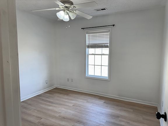 4th image of 7108 Thurgood Rd
