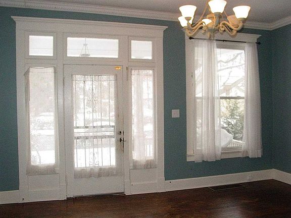 2nd image of 209 Blackford Ave