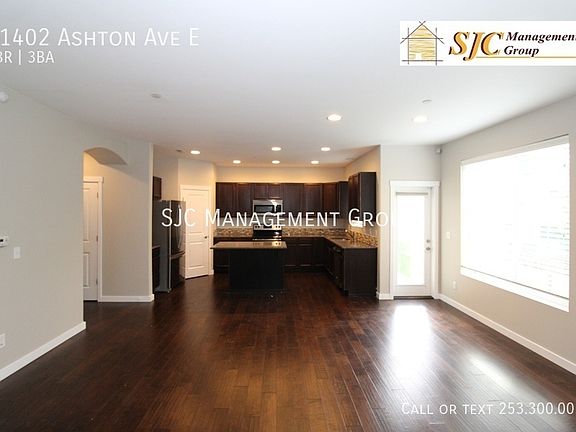 3rd image of 11402 Ashton Ave E