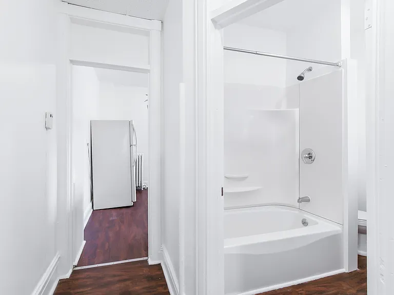 1021 Lehman St #2 — Photo 6