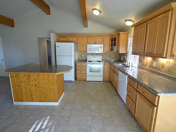 2nd image of 12428 2nd St SE