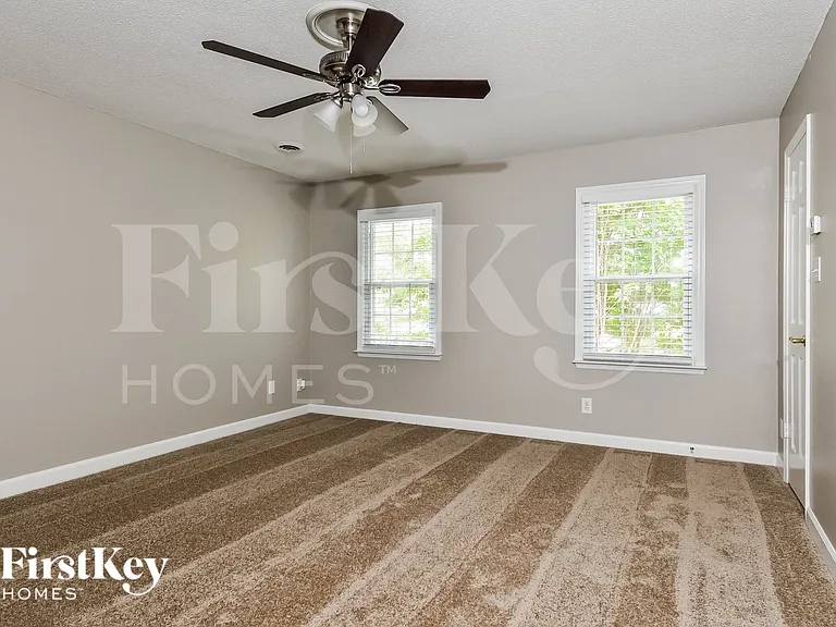 106 Brookberry Dr — Photo 6