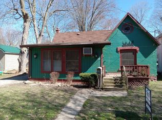 624 N Sheldon St, Charlotte, MI 48813