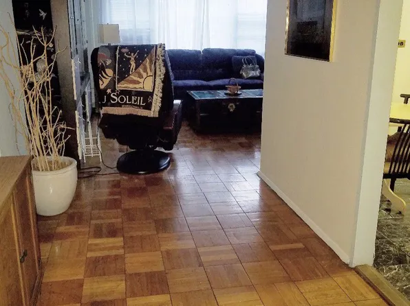 477 Fdr Drive image 1 of 8