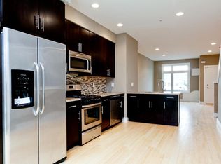 2034 Trenton Ave, Philadelphia, PA 19125