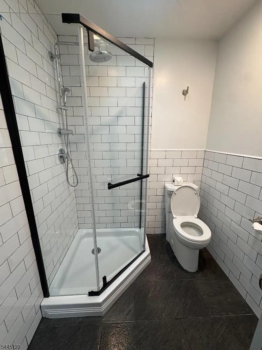 4 bed, 2.0 bath, $3,995 — Photo 3