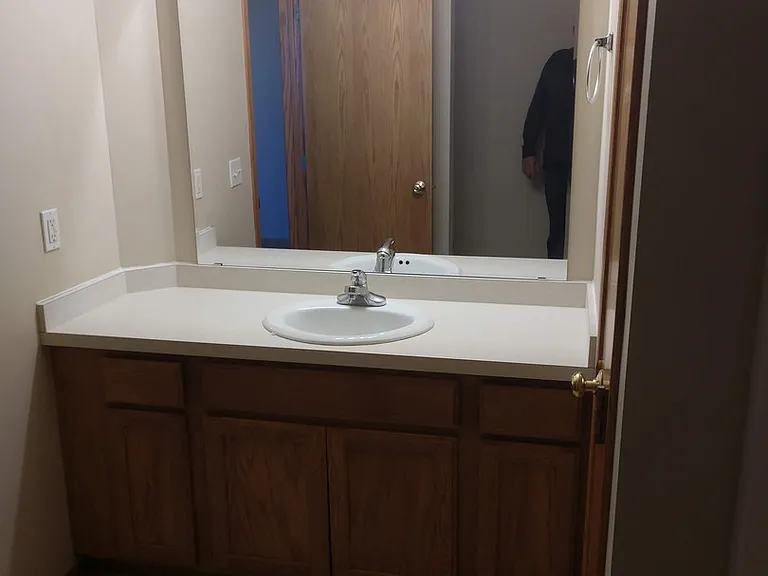 4165 Orleans Dr NE — Photo 14