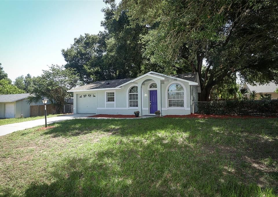 1st image of 708 Cricket Hollow Ln