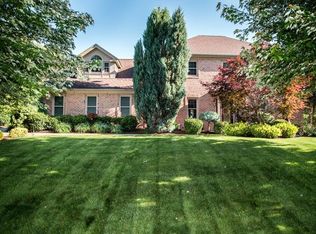 204 Crescent Ct, Cranberry Twp, PA 16066