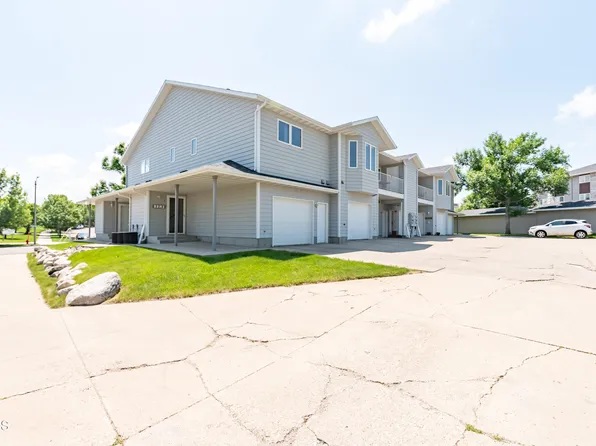 1634 Mapleton Avenue, Bismarck, ND 58503