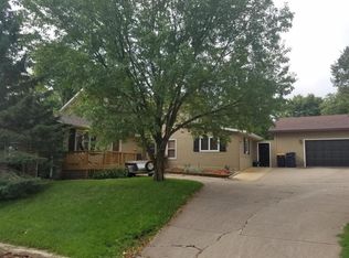 155 S Chestnut St, Ellsworth, WI 54011