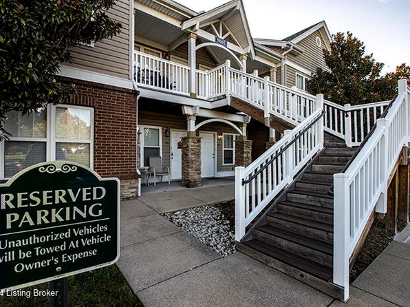9003 Falcon Crest Ct Unit 105, Louisville, KY 40219
