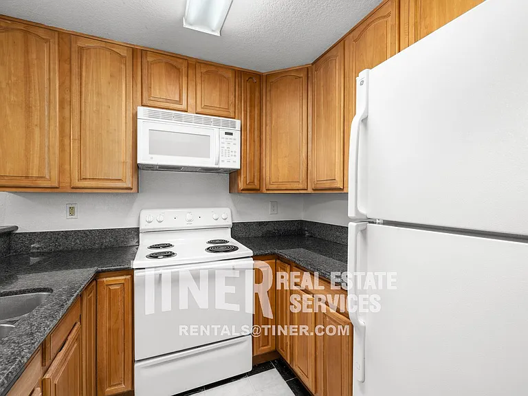 1019 Dornajo Way #108 — Photo 16