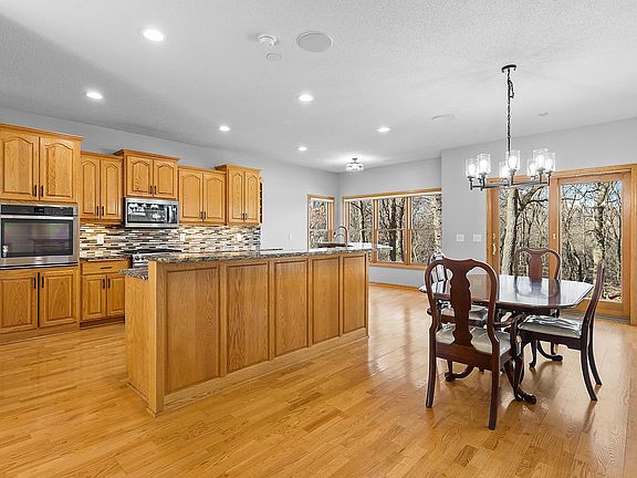 5th image of 14216 Isanti St NE