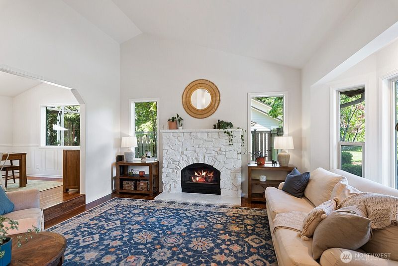 3rd image of 6818 Gibralter Place
