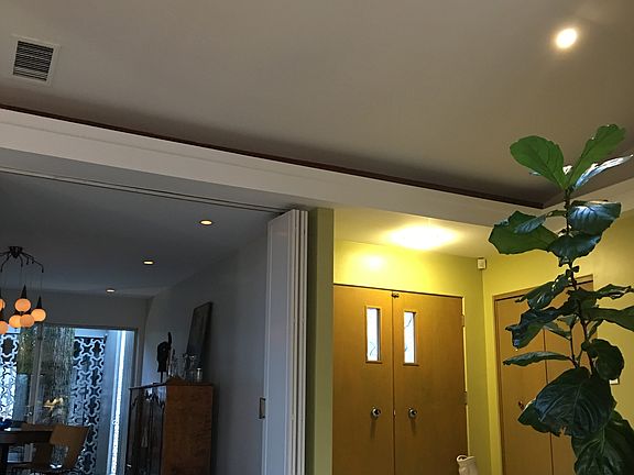 din rm & foyer from liv rm