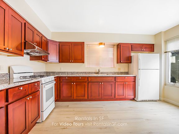 2nd image of 1153 Jackson St