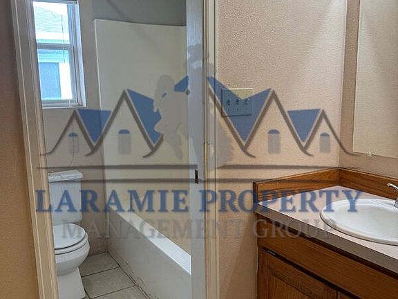 4th image of 1166 N 19th St Unit D