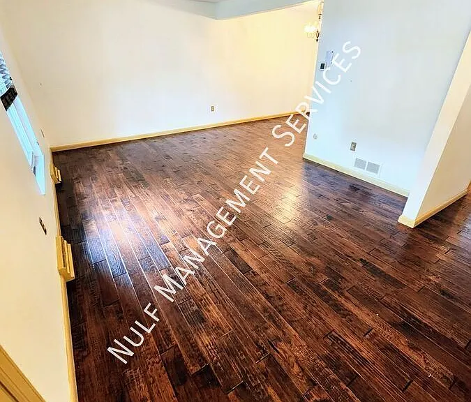 904 Sewickley Heights Dr — Photo 2