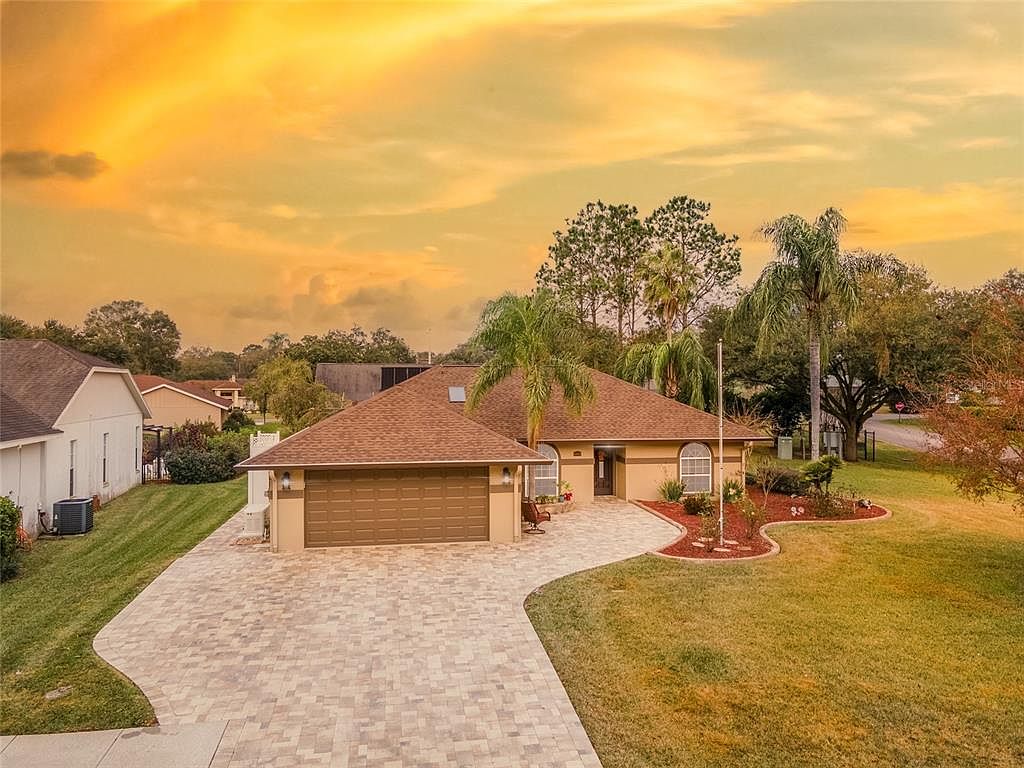 6441 Silver Oaks Dr, Zephyrhills, FL 33542 Zillow
