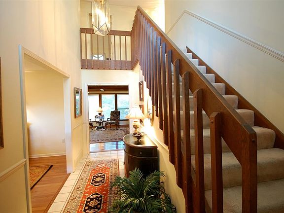 3rd image of 7271 Deep Valley Dr