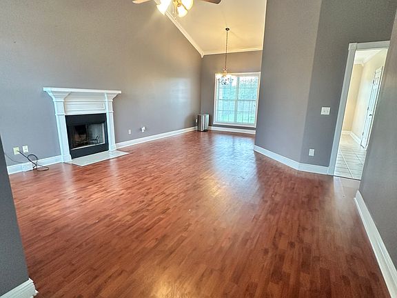 3rd image of 207 Okeechobee Dr