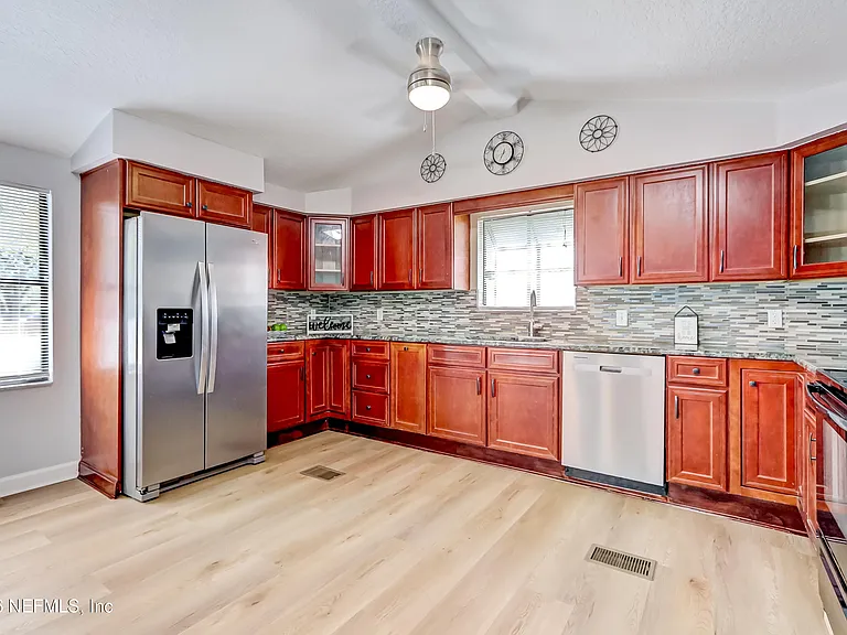11321 Deep Ln — Photo 7