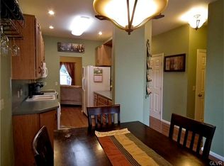 1202 Old Gate Rd, Northampton, PA 18067