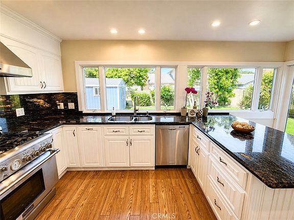 4th image of 17331 Chapparal Ln