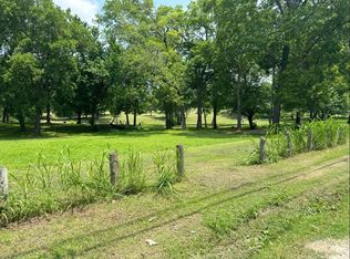 702 S 6th St, Bonham, TX 75418