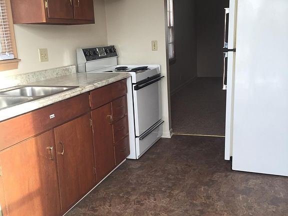 2nd image of 3512 S 82nd St APT 1