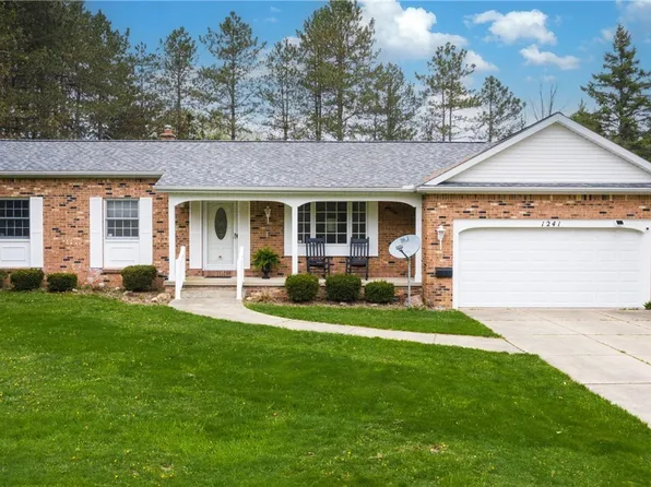 1241 W Blood Rd, East Aurora, NY 14052