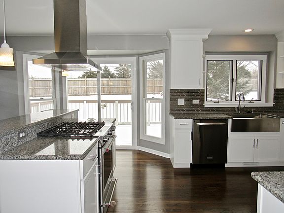 2nd image of 1321 Winterberry Ct