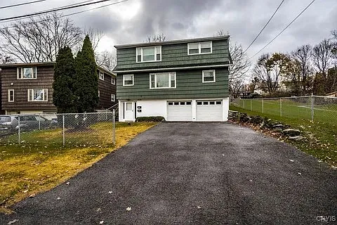 1300 Westcott St #1 Photo 1